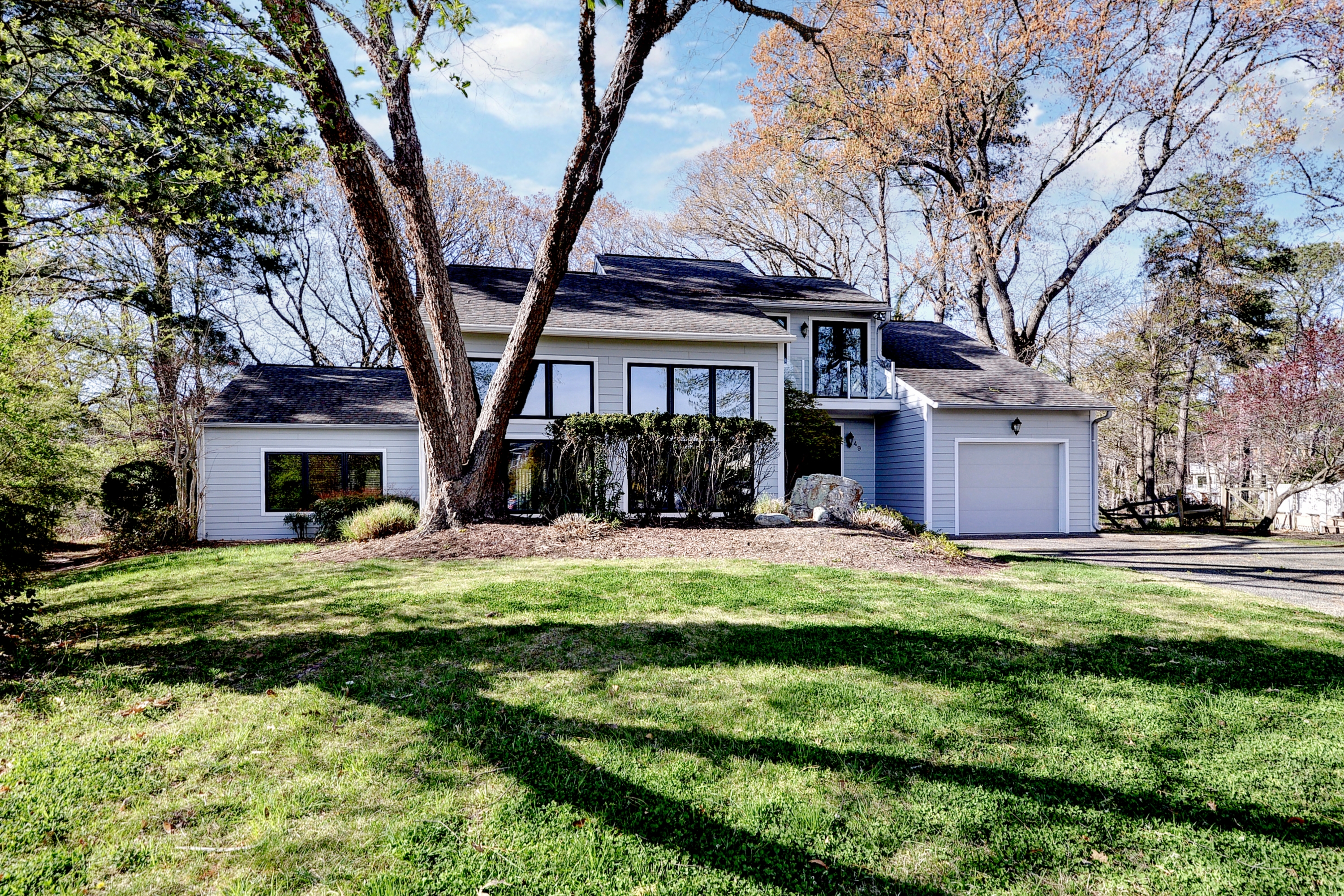 49 Dillwyn Drive