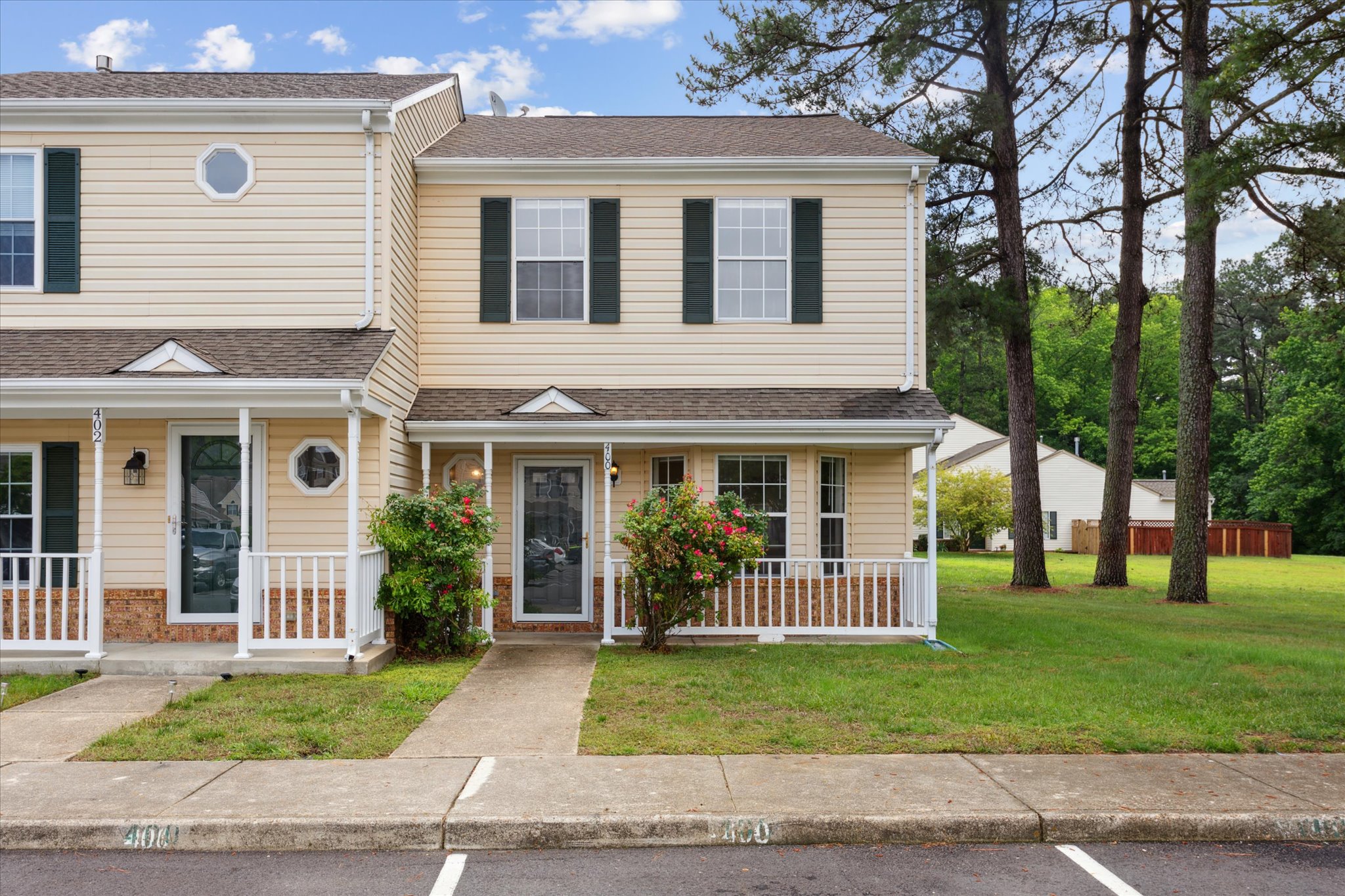 400 Monument Court - 1